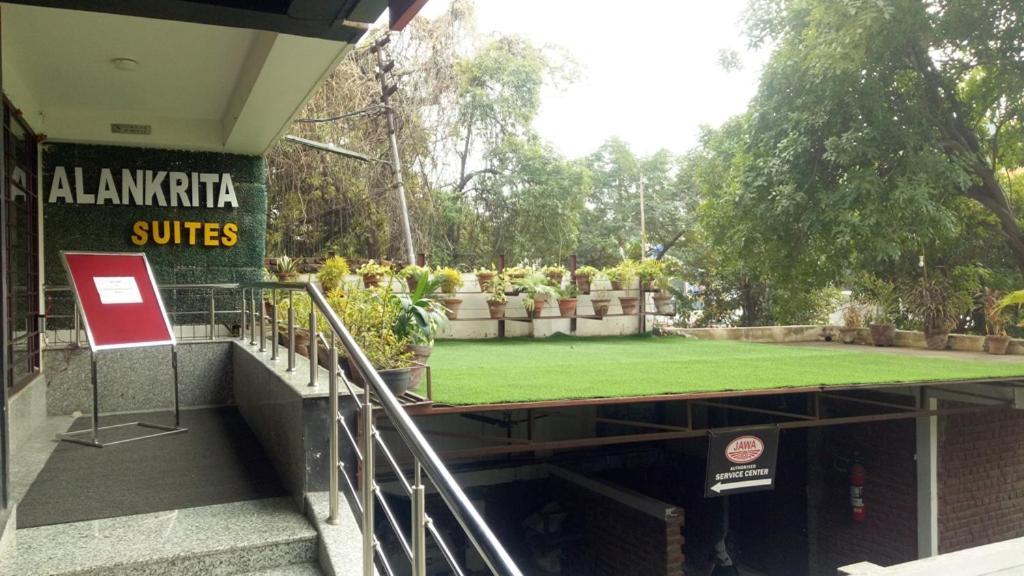 Alankrita Suites & Party Halls Meerut Esterno foto