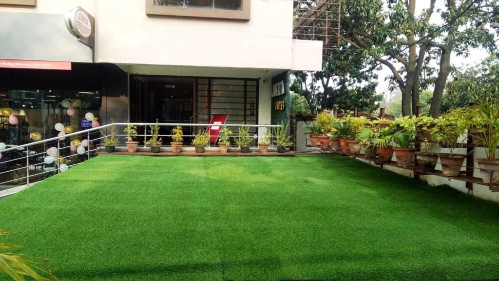 Alankrita Suites & Party Halls Meerut Esterno foto